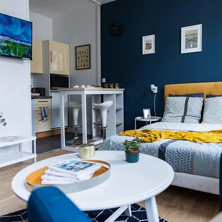 L'inattendu/studio Equipe Et Confortable
