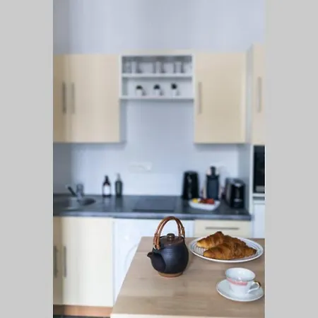 L'inattendu/studio Equipe Et Confortable Apartment *