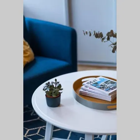 L'inattendu/studio Equipe Et Confortable Apartment