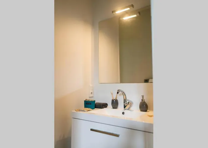 Apartamento L'inattendu/studio Equipe Et Confortable Fontenay-le-Comte